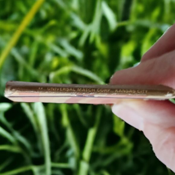 1980s Alameda Plaza KCMO Full Unstruck Matchbook - Picture 7 of 7